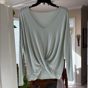 V-Neck Twist Front Top - Light Green